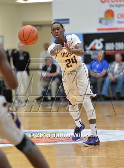 Thumbnail 1 in Maret @ Roman Catholic (Slam Dunk To The Beach) photogallery.