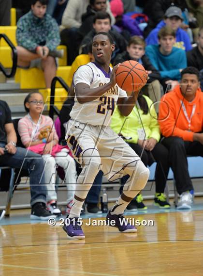 Thumbnail 2 in Maret @ Roman Catholic (Slam Dunk To The Beach) photogallery.