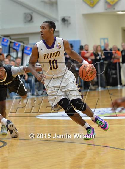 Thumbnail 1 in Maret @ Roman Catholic (Slam Dunk To The Beach) photogallery.