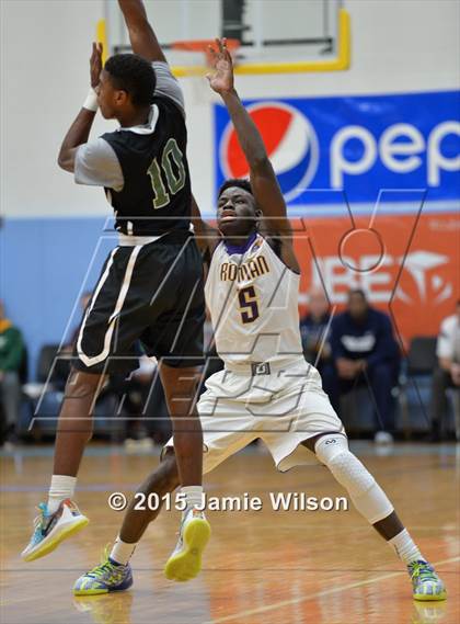 Thumbnail 2 in Maret @ Roman Catholic (Slam Dunk To The Beach) photogallery.