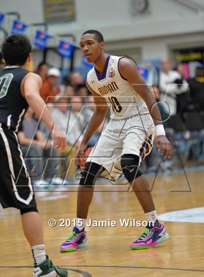 Thumbnail 2 in Maret @ Roman Catholic (Slam Dunk To The Beach) photogallery.