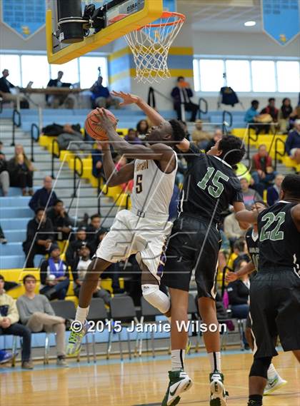 Thumbnail 2 in Maret @ Roman Catholic (Slam Dunk To The Beach) photogallery.