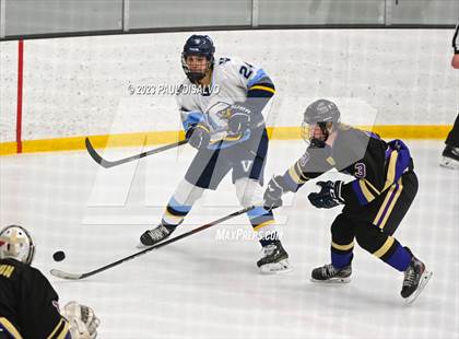 Thumbnail 3 in Fort Collins @ Valor Christian photogallery.