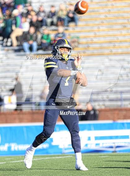 Thumbnail 3 in Knoxville Webb vs. Lausanne  (TSSAA Division II Class A Final)  photogallery.