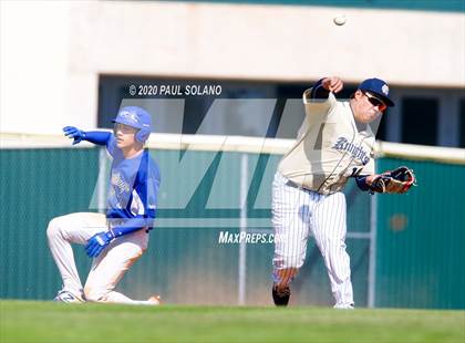 Thumbnail 2 in Holy Cross @ John Jay photogallery.