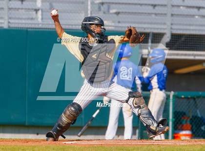 Thumbnail 3 in Holy Cross @ John Jay photogallery.