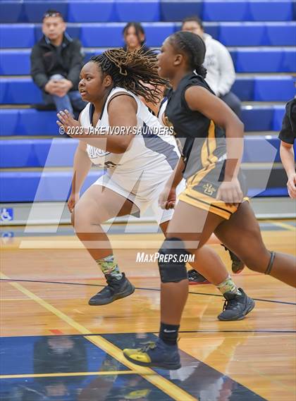 Thumbnail 3 in JV: Lincoln @ Lakes photogallery.