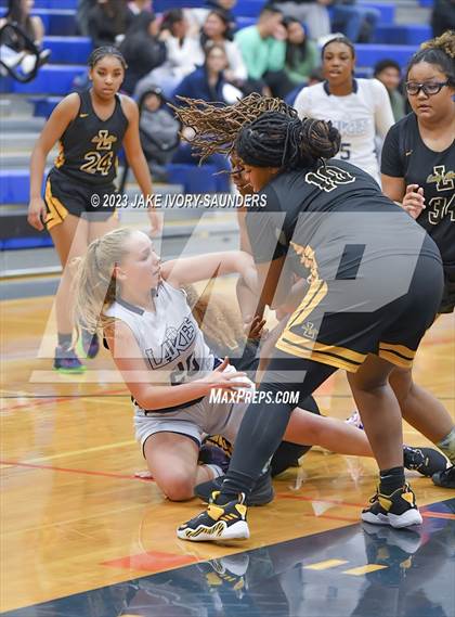 Thumbnail 2 in JV: Lincoln @ Lakes photogallery.