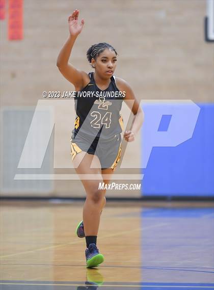 Thumbnail 1 in JV: Lincoln @ Lakes photogallery.