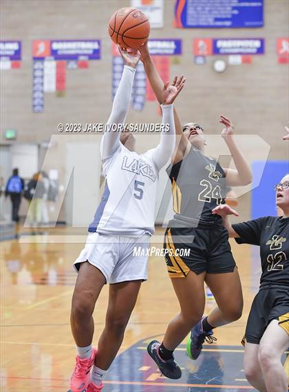 Thumbnail 2 in JV: Lincoln @ Lakes photogallery.