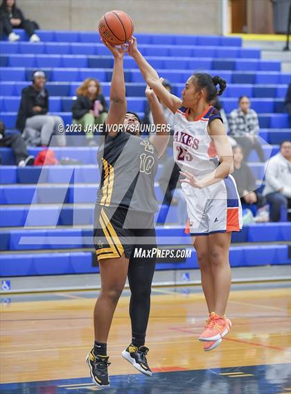 Thumbnail 3 in JV: Lincoln @ Lakes photogallery.