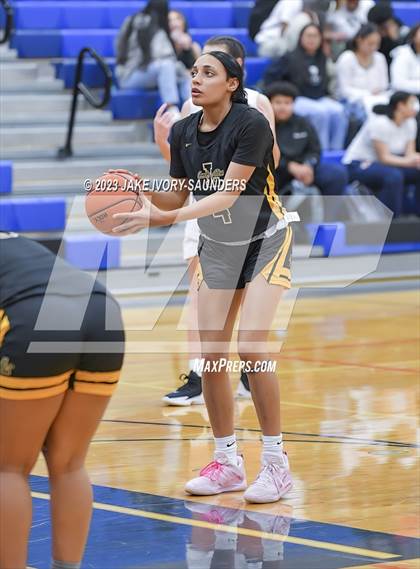 Thumbnail 3 in JV: Lincoln @ Lakes photogallery.