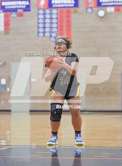 Thumbnail 3 in JV: Lincoln @ Lakes photogallery.