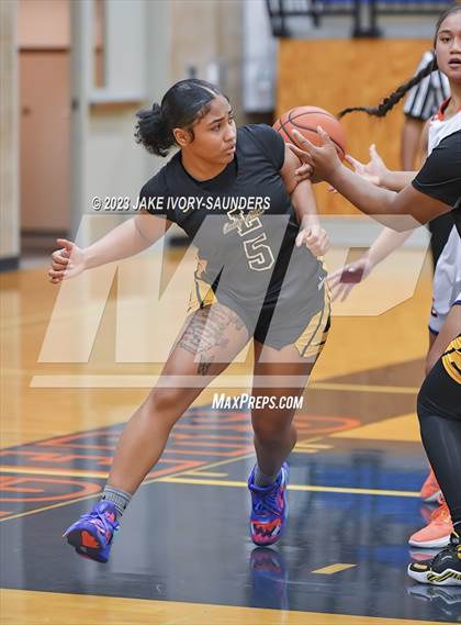 Thumbnail 3 in JV: Lincoln @ Lakes photogallery.