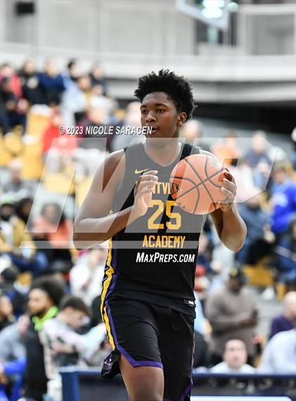 Thumbnail 2 in Montverde Academy vs. Link Academy (Metro Classic) photogallery.