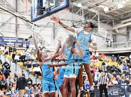 Thumbnail 1 in Montverde Academy vs. Link Academy (Metro Classic) photogallery.