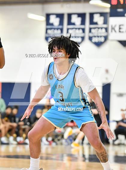 Thumbnail 3 in Montverde Academy vs. Link Academy (Metro Classic) photogallery.