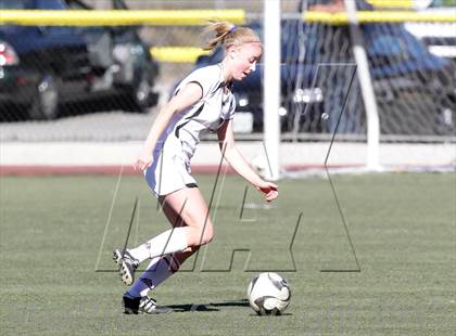 Thumbnail 1 in Flintridge Sacred Heart vs. West Ranch (Los Tacos Holiday Festival) photogallery.
