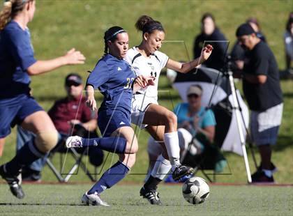 Thumbnail 3 in Flintridge Sacred Heart vs. West Ranch (Los Tacos Holiday Festival) photogallery.