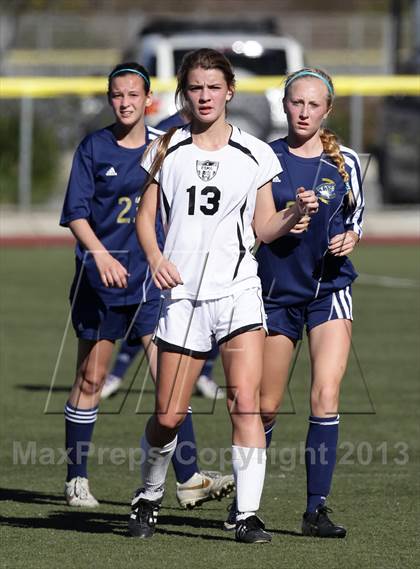 Thumbnail 2 in Flintridge Sacred Heart vs. West Ranch (Los Tacos Holiday Festival) photogallery.