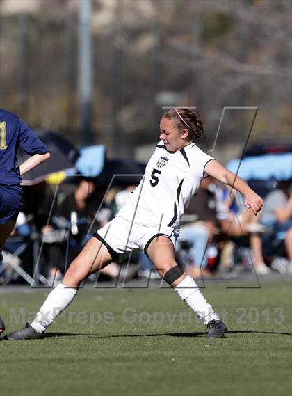 Thumbnail 1 in Flintridge Sacred Heart vs. West Ranch (Los Tacos Holiday Festival) photogallery.