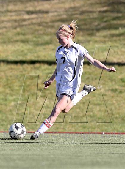 Thumbnail 1 in Flintridge Sacred Heart vs. West Ranch (Los Tacos Holiday Festival) photogallery.
