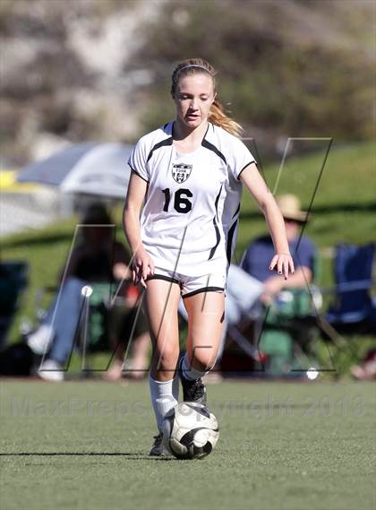 Thumbnail 2 in Flintridge Sacred Heart vs. West Ranch (Los Tacos Holiday Festival) photogallery.