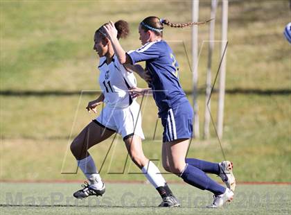 Thumbnail 1 in Flintridge Sacred Heart vs. West Ranch (Los Tacos Holiday Festival) photogallery.
