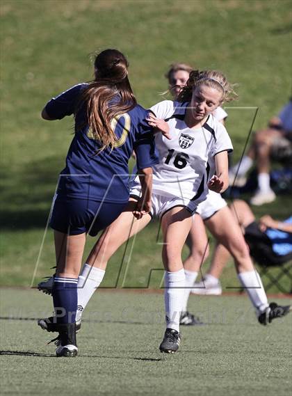 Thumbnail 1 in Flintridge Sacred Heart vs. West Ranch (Los Tacos Holiday Festival) photogallery.