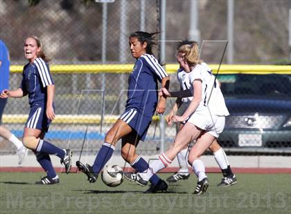 Thumbnail 1 in Flintridge Sacred Heart vs. West Ranch (Los Tacos Holiday Festival) photogallery.