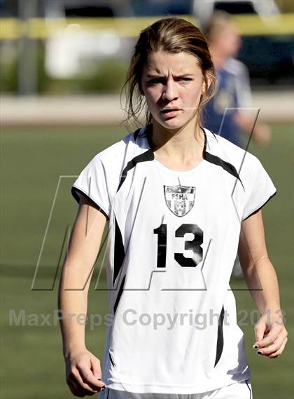 Thumbnail 3 in Flintridge Sacred Heart vs. West Ranch (Los Tacos Holiday Festival) photogallery.