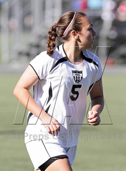 Thumbnail 1 in Flintridge Sacred Heart vs. West Ranch (Los Tacos Holiday Festival) photogallery.