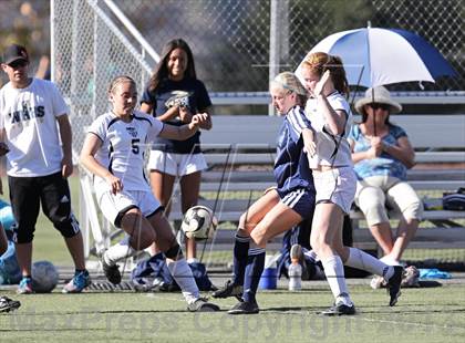 Thumbnail 1 in Flintridge Sacred Heart vs. West Ranch (Los Tacos Holiday Festival) photogallery.