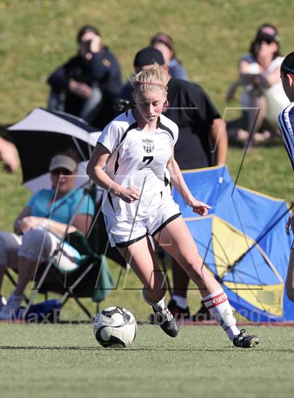 Thumbnail 1 in Flintridge Sacred Heart vs. West Ranch (Los Tacos Holiday Festival) photogallery.
