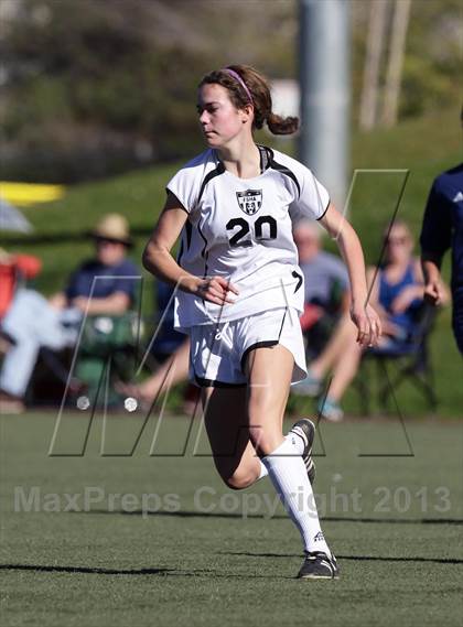 Thumbnail 3 in Flintridge Sacred Heart vs. West Ranch (Los Tacos Holiday Festival) photogallery.