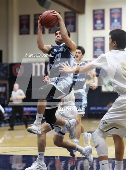 Thumbnail 2 in Valley Christian vs. Oak Park (MaxPreps MLK Classic) photogallery.