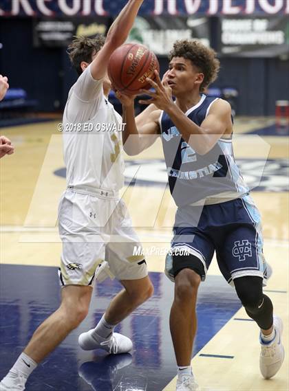 Thumbnail 1 in Valley Christian vs. Oak Park (MaxPreps MLK Classic) photogallery.