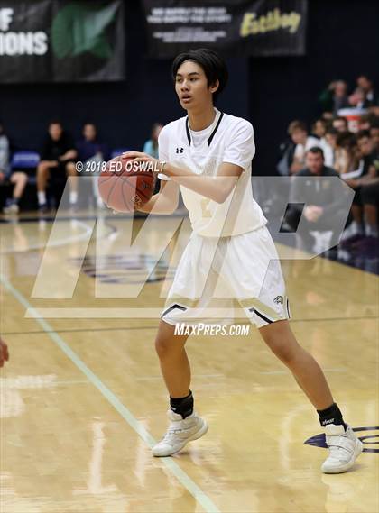 Thumbnail 1 in Valley Christian vs. Oak Park (MaxPreps MLK Classic) photogallery.