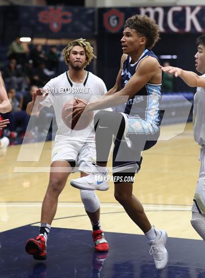 Thumbnail 2 in Valley Christian vs. Oak Park (MaxPreps MLK Classic) photogallery.