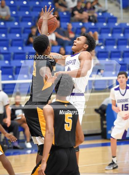 Thumbnail 2 in Brennan vs Warren photogallery.
