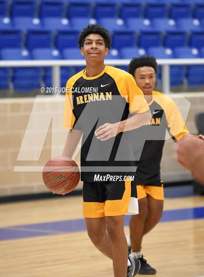 Thumbnail 1 in Brennan vs Warren photogallery.