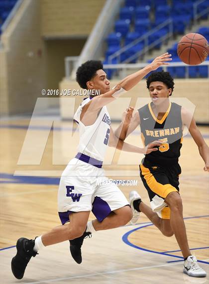 Thumbnail 1 in Brennan vs Warren photogallery.