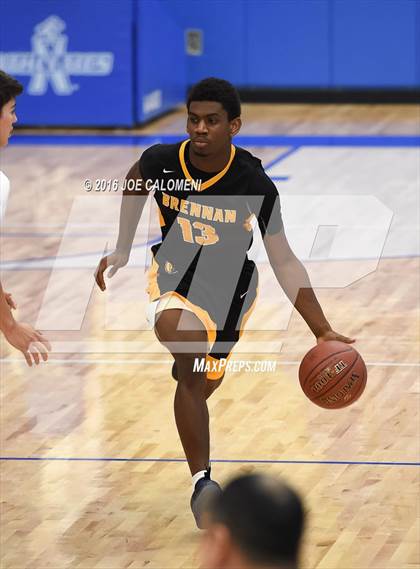 Thumbnail 3 in Brennan vs Warren photogallery.