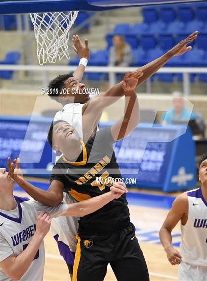 Thumbnail 2 in Brennan vs Warren photogallery.