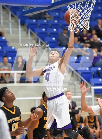 Thumbnail 1 in Brennan vs Warren photogallery.