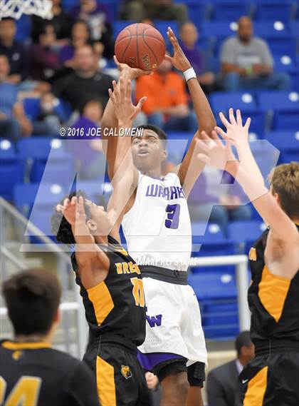 Thumbnail 1 in Brennan vs Warren photogallery.