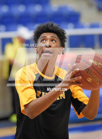 Thumbnail 3 in Brennan vs Warren photogallery.
