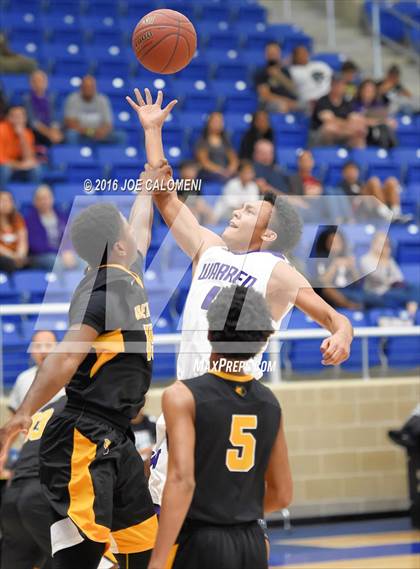 Thumbnail 3 in Brennan vs Warren photogallery.