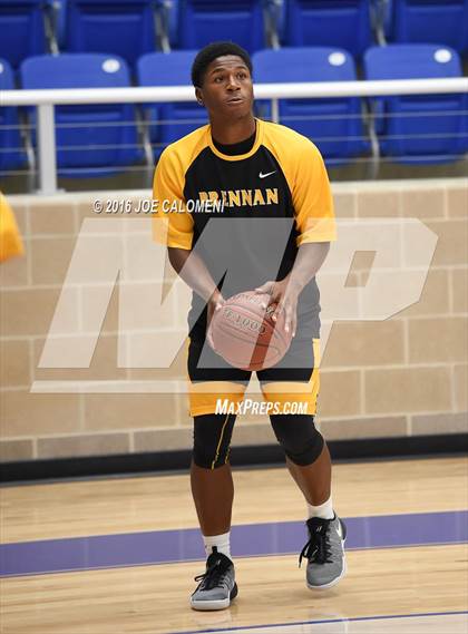 Thumbnail 3 in Brennan vs Warren photogallery.