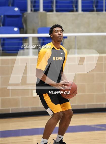 Thumbnail 2 in Brennan vs Warren photogallery.